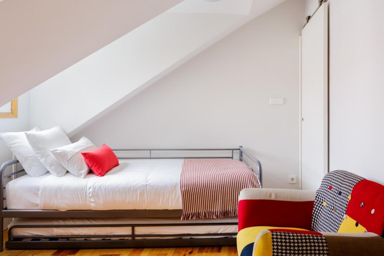 Amazing Rooftop Terrace With River And Historic City View 4 Bedrooms 4 Bathrooms Ac 19Th Century Building Chiado Lisboa Eksteriør billede