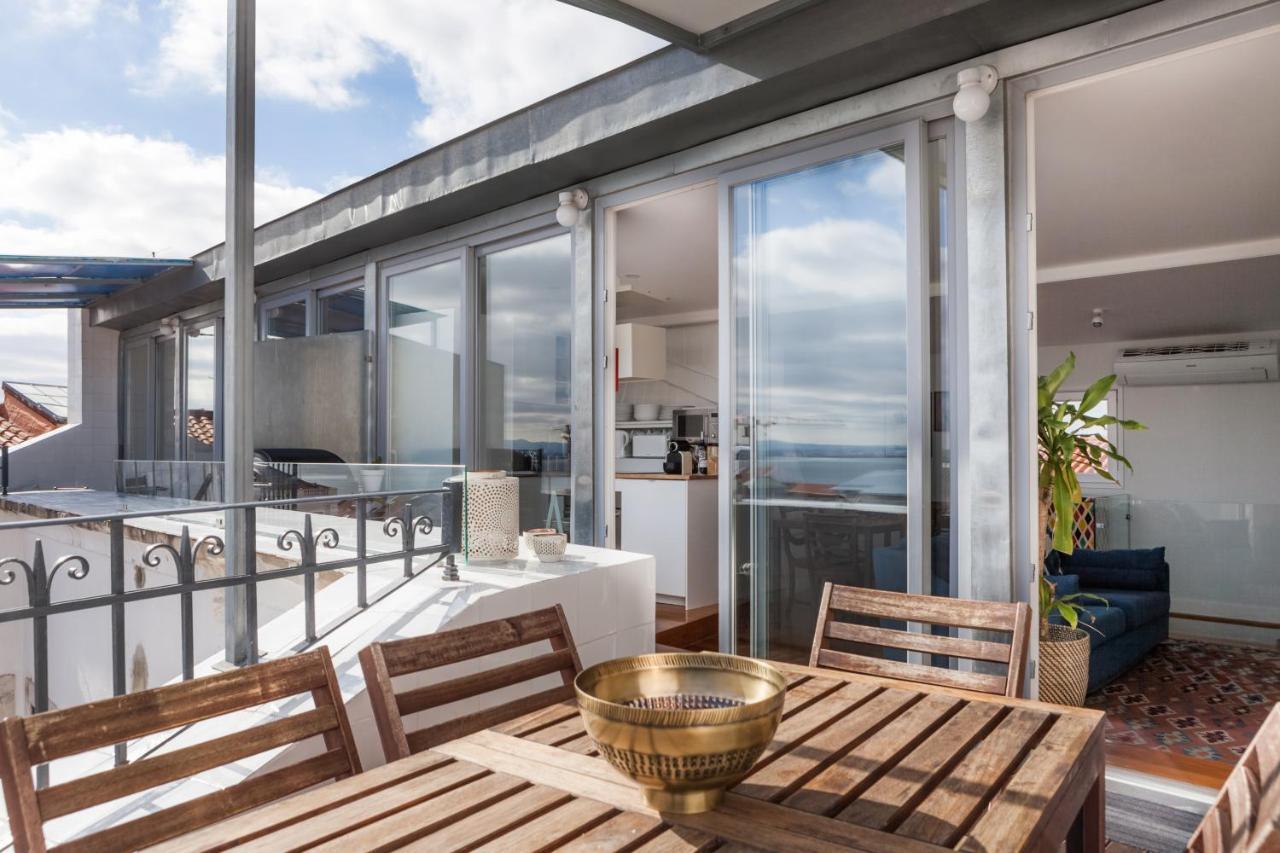 Amazing Rooftop Terrace With River And Historic City View 4 Bedrooms 4 Bathrooms Ac 19Th Century Building Chiado Lisboa Eksteriør billede