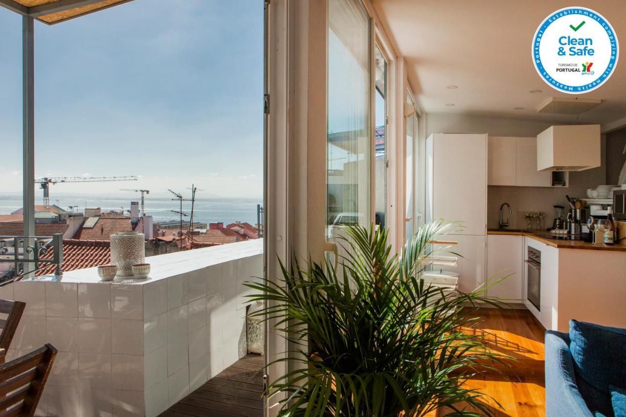 Amazing Rooftop Terrace With River And Historic City View 4 Bedrooms 4 Bathrooms Ac 19Th Century Building Chiado Lisboa Eksteriør billede
