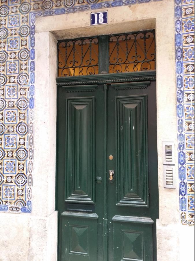 Amazing Rooftop Terrace With River And Historic City View 4 Bedrooms 4 Bathrooms Ac 19Th Century Building Chiado Lisboa Eksteriør billede
