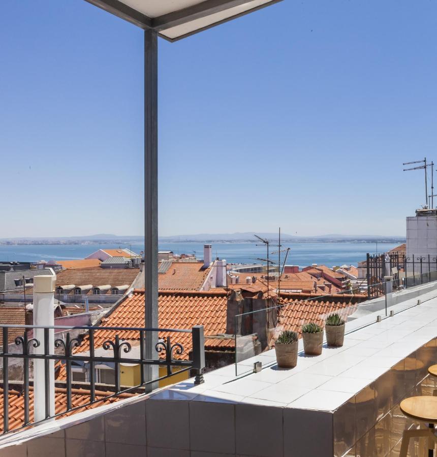 Amazing Rooftop Terrace With River And Historic City View 4 Bedrooms 4 Bathrooms Ac 19Th Century Building Chiado Lisboa Eksteriør billede